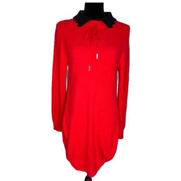 Paluopo Small Red Sweater Dress with black Peter Pan Collar bow at neck - Picture 1 of 9